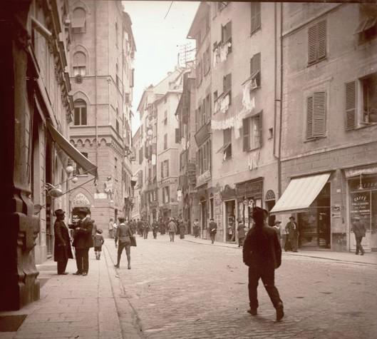 Genova - via Portoria