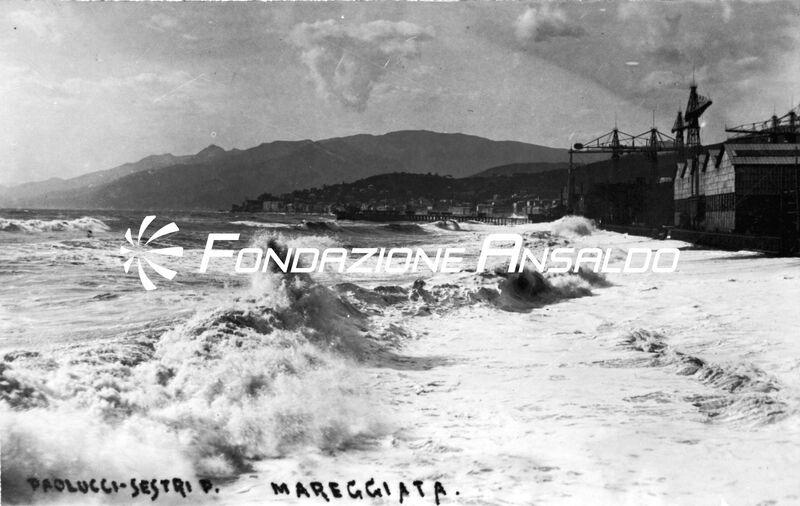 Genova - Cantieri Navali Ansaldo di Sestri Ponente - mareggiata