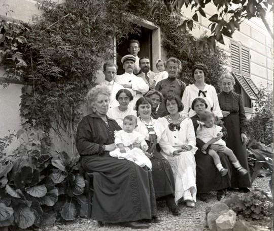 Ritratto di famiglia Chierici - Gianelli (taglio)