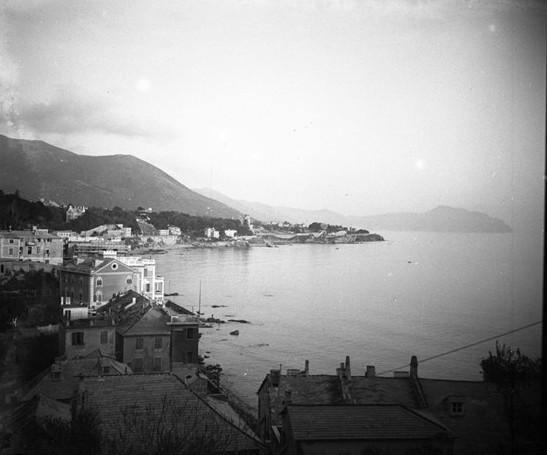 Sturla. Panorama dal Capo Santa Chiara (taglio)