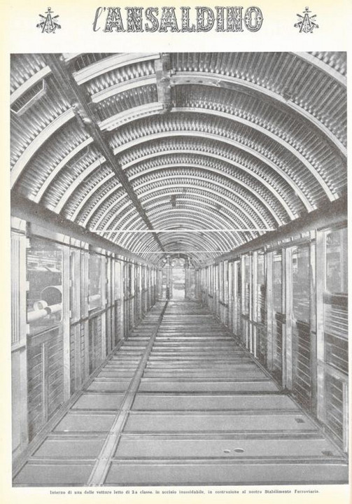 p. 20 (quarta di copertina) - interno di una delle vetture letto di 2.a classe in acciaio inossidabile, in costruzione al nostro Stabilimento Ferroviario