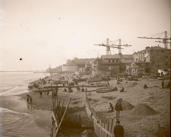 La spiaggia della Foce e i nuovi lavori (taglio)