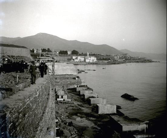 Corso Italia in costruzione. Piloni per il ponte alla Marinetta (taglio)