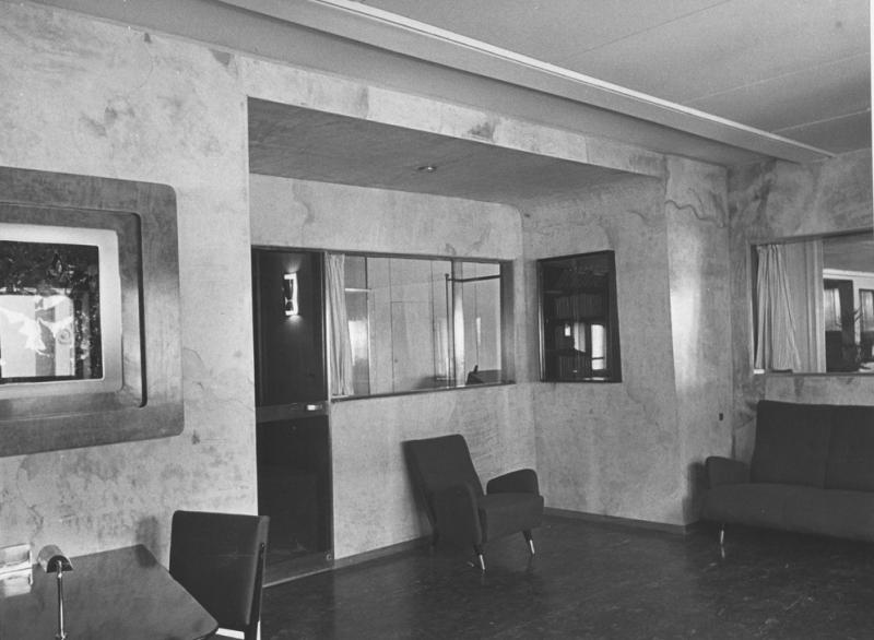 Conte Grande - Sala di lettura e scrittura di prima classe