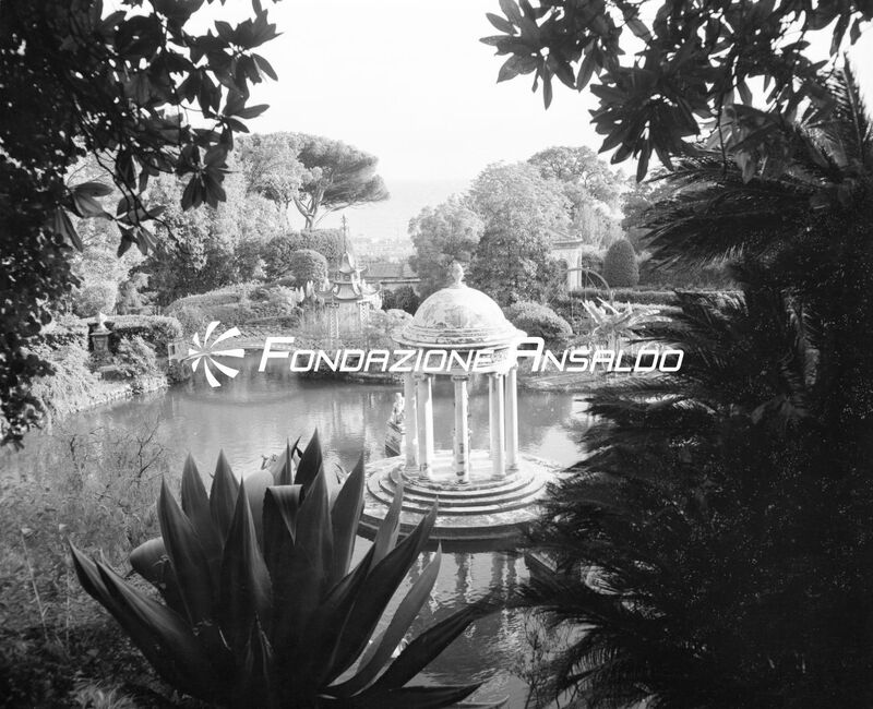 Genova - Scorcio del parco di Villa Durazzo-Pallavicini a Pegli.