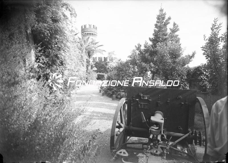 Genova - corso Dogali - Castello D&#039;Albertis