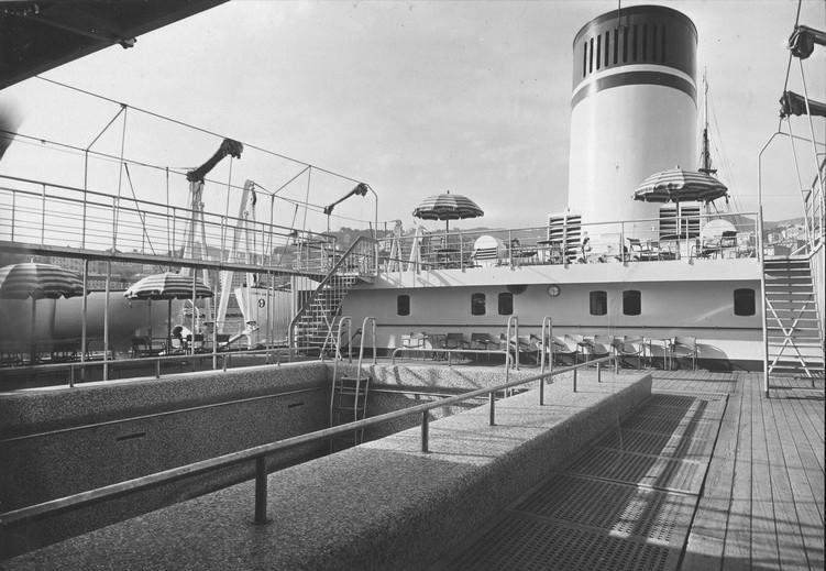 Conte Grande - Piscina lido di prima classe