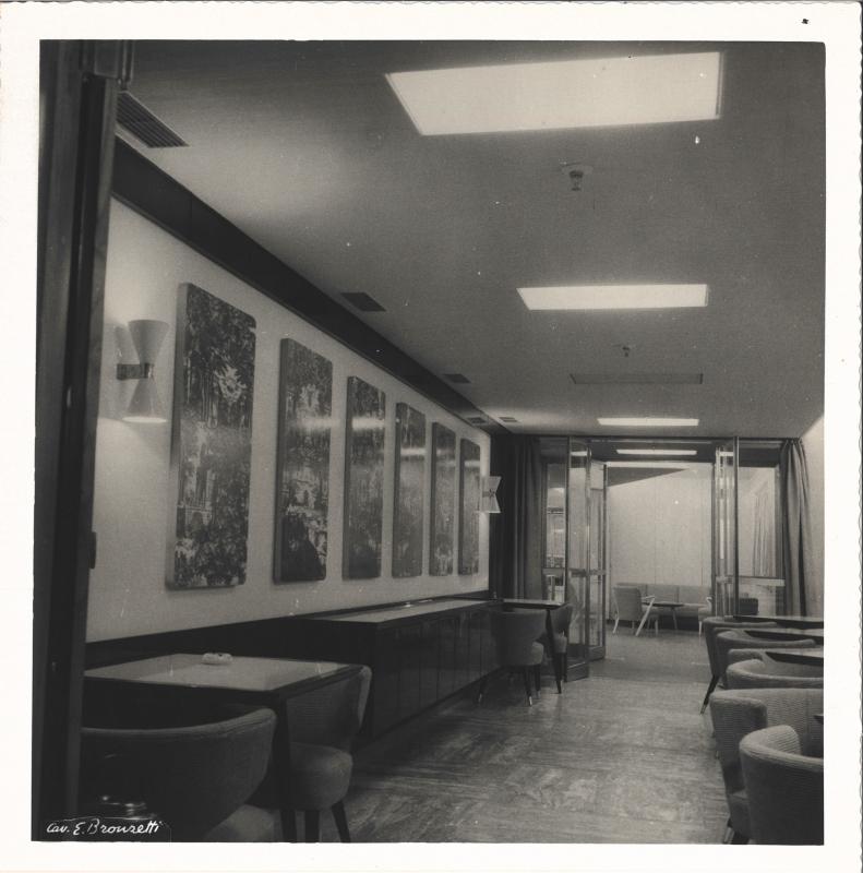 Sicilia - Sala lettura e soggiorno con pannelli decorativi