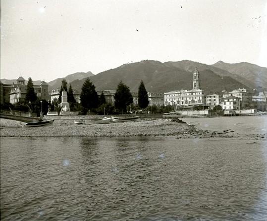 Rapallo -  chiesa e giardini