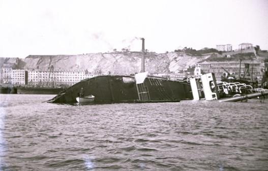 Genova - naufragio del piroscafo Regina Margherita