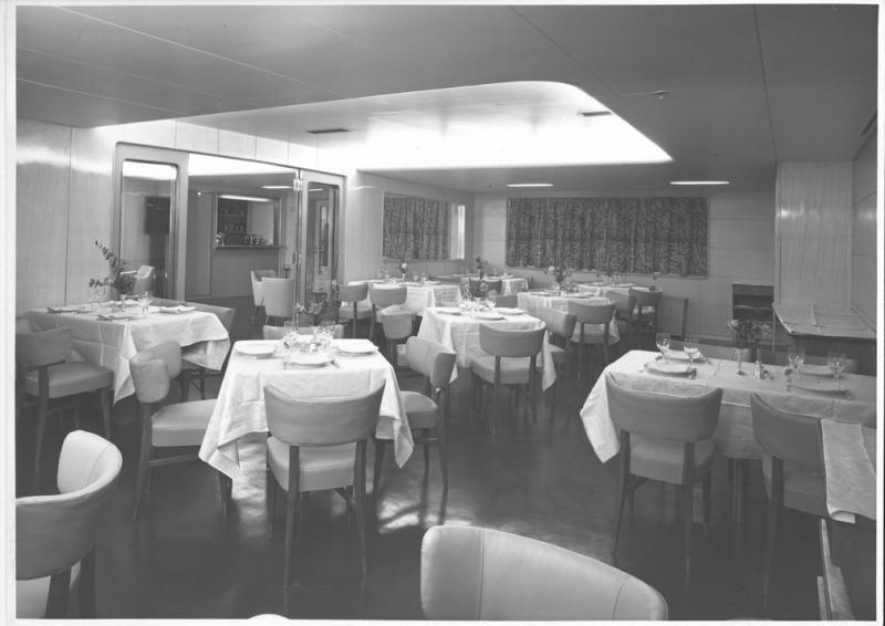 Messapia - sala da pranzo con zona bar