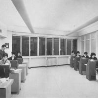 Sala delle "perforatrici", centro meccanografico, p. 5