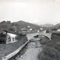 Gita alla Vittoria. Busalla, ponte e case (taglio)