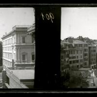 Porta Soprana e demolizioni in vico Dritto Ponticello (originale)